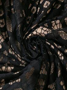 SHEIN Unity 大码全印花蕾丝拼接性感细肩带无袖连体裤 - 黑色 - 查看 5