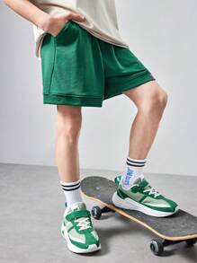 SHEIN 青少年男孩夏季休閒純色拼接圖案短褲，配斜口式口袋 - 橄欖綠 - 查看 4