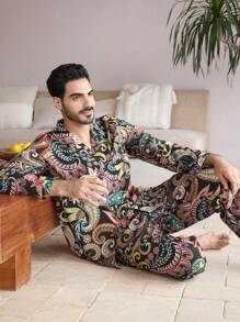 Manfinity ChillVibe Men's Botanical Print Single-Breasted Long Sleeve Top And Pants Pajama Set - Multicolor - View 9