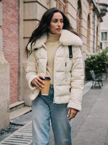 SHEIN x Carly Lawrence Anewsta Chaqueta corta con cuello esponjoso de mujer en beige