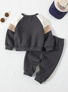 Cozy Pixies 2pcs/Set Baby Boy Contrast Color Round Neck Raglan Sleeve Pullover Sweatshirt And Elastic Waist Pants Outfit
