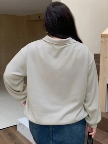 Dazy Plus Áo nỉ rộng rãi thêu hình kỳ lân cỡ lớn có khóa kéo nửa cổ cho mùa xuân/thu - Màu be - Xem 2