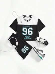 SHEIN Áo thun ngắn tay in số chắp vá Tween Boy có túi xéo và bộ quần short - Đen và trắng - Xem 2