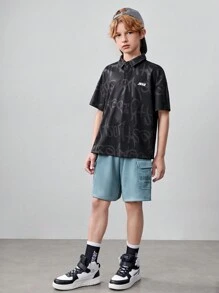 SHEIN 孩童男孩針織字母和印花圖案休閒POLO衫，帶翻領 - 黑色 - 查看 3