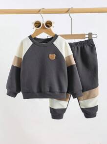 Cozy Pixies 2pcs/Set Baby Boy Contrast Color Round Neck Raglan Sleeve Pullover Sweatshirt And Elastic Waist Pants Outfit