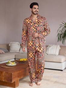 Manfinity ChillVibe Men's Lapel Neck All-Over Print Long Sleeve Top & Pants Casual Loungewear Set - Multicolor - View 7