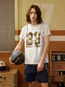 SHEIN Basketball 男友风格男士迷彩数字印花圆领日常健身运动背心返校健身服徒步服短款汗衫纯色 T 恤 - 白色 - 查看 3
