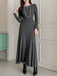 DAZY 2 Stücke Damen Set aus einfarbigem Pullover mit Rundhalsausschnitt und langem plissiertem Rock, für Herbst/Winter, Rüschen