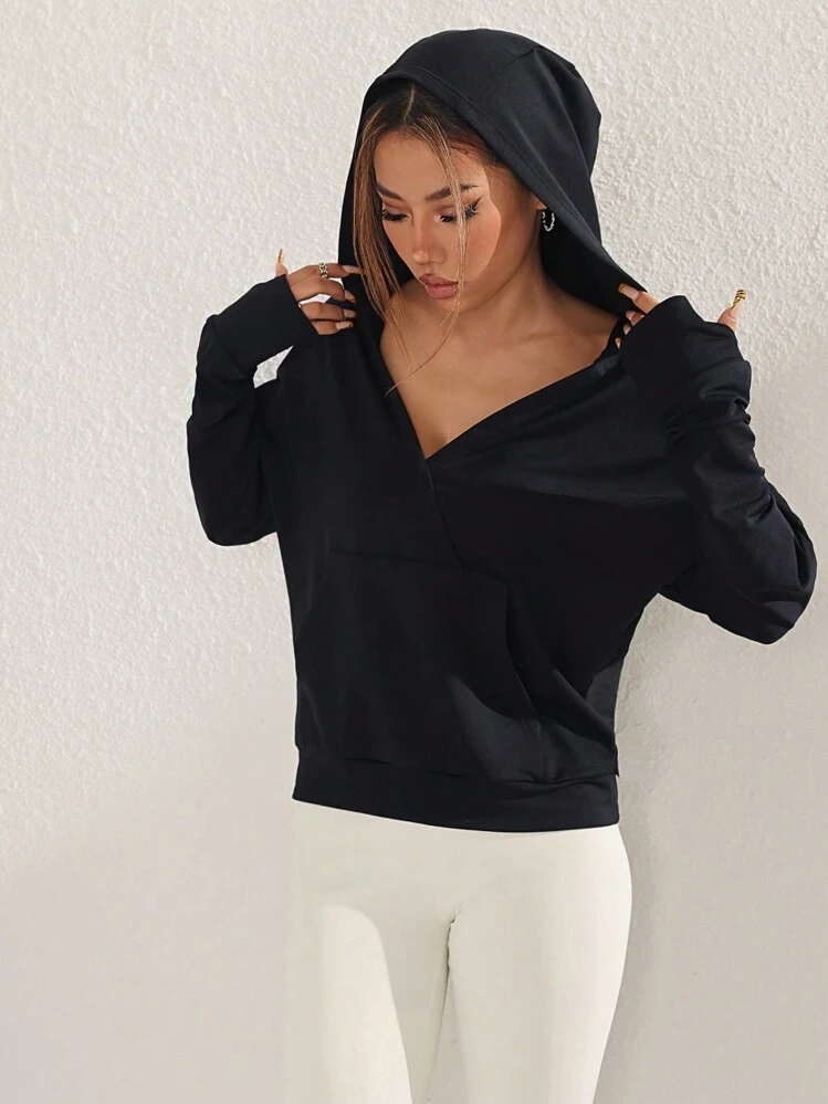 SHEIN Sports 黑色宽松舒适深 V 领运动衫 - 黑色 - 查看 6