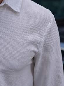 Manfinity Homme Men's Casual Solid Color Textured Long Sleeve Shirt, Spring Autumn - White - View 4