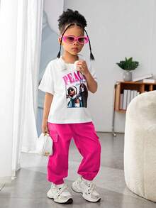 SHEIN Explorewe 2 件装年轻女孩街头风格肖像印花超大 T 恤和工装裤嘻哈服装 - 玫紅色 - 查看 4