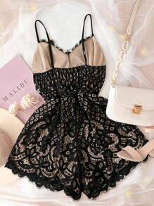 SHEIN Unity 大码全印花蕾丝拼接性感细肩带无袖连体裤 - 黑色 - 查看 2
