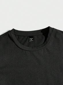 Manfinity RebelGame 2 件套男士圆领熊印花短袖上衣和前系带短裤套装 - 灰色 - 查看 4