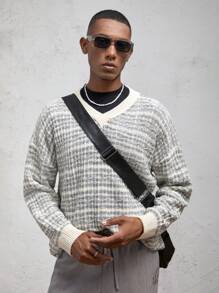 AKNOTIC Business Casual 男士V领休闲针织毛衣，适合秋冬 - 淺灰色 - 查看 5