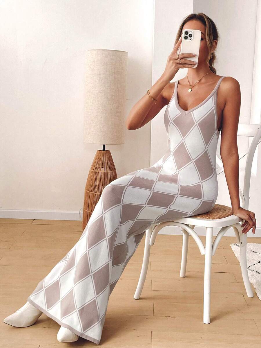 SHEIN VCAY Vestido mini ajustado de camisola de punto con estampado de rombos, vestimenta casual para primavera/otoño - Multicolor - Ver 1