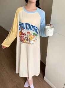 DAZY Vestido holgado de ropa de casa con estampado de dibujos animados, mangas raglán de color contrastante y parches