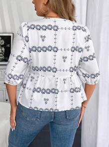 SHEIN MOOSTA 大码夏季休闲花卉印花泡泡袖前系带衬衫女式衬衫 - 藍白色 - 查看 2