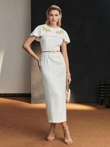 MOTF Soiréza FLORAL EMBROIDERY FITTED EVENING DRESS - White - View 10