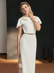 MOTF Soiréza FLORAL EMBROIDERY FITTED EVENING DRESS - White - View 6