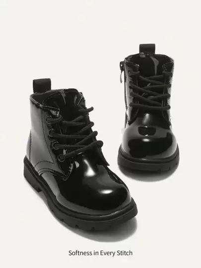 Cozy Pixies 人造皮革柔软舒适系带防滑婴儿踝靴，婴儿短靴