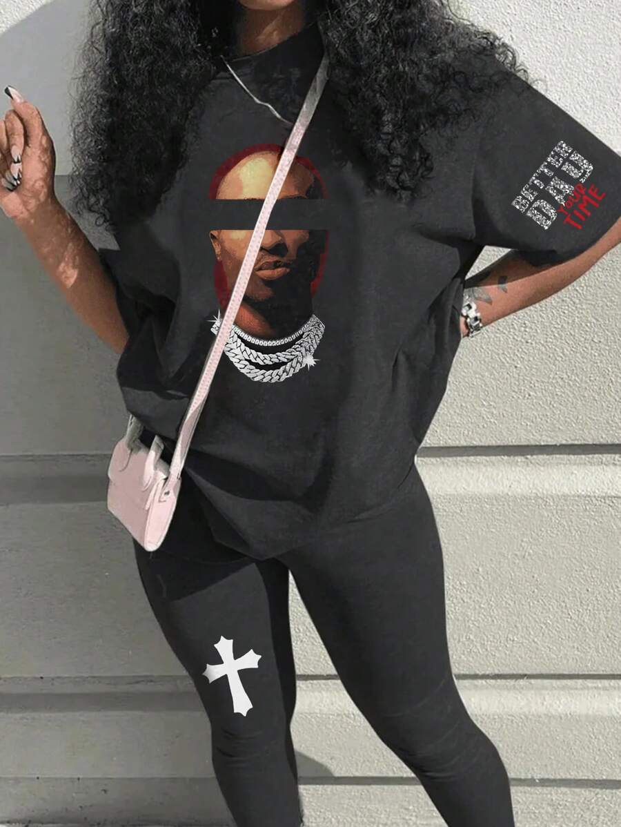 INAWLY 2pcs Set: Man Wearing Necklace Pattern Printed Round Neck Short Sleeve Top And Pants - Black - View 1