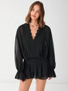 Enchnt 女式春夏纯色撞色蕾丝荷叶边领网眼落肩长袖优雅短款连衣裙 - 黑色 - 查看 5