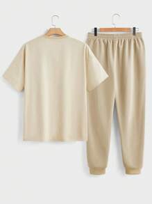 Manfinity Hypemode Bộ quần áo thun tay ngắn cổ tròn in chữ và dây rút thời trang cho nam - Màu Khaki - Xem 3