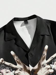 Manfinity VCAY Áo sơ mi dệt tay ngắn rộng rãi in kỹ thuật số dành cho nam phù hợp cho mùa hè - màu đen - Xem 3