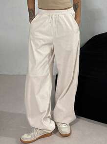 DAZY Pantalón de chándal de pierna ancha con cintura elástica y parche con letra para mujer
