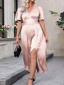 Flirla 加大码纯色 V 领短袖褶皱开衩下摆休闲连衣裙长款女装