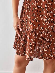 SHEIN LUNE Plus Size V-Neck Polka Dot Ditsy Floral Mini Dress - Brown - View 6