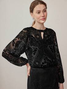 MOTF PREMIUM Blusa con cuello de orificio y estampado floral en relieve