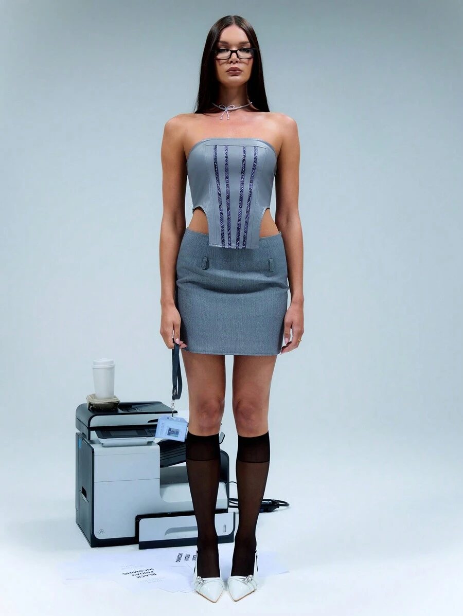 SHEIN Unity 夏季腰带环细节迷你裙 - 灰色 - 查看 1