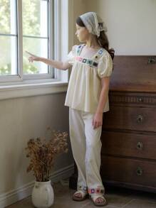 SHEIN Tween-Mädchen Set aus farbenfrohem, gehäkeltem Blumenmuster, quadratischem Ausschnitt, kurzärmligem, lockerem A-Linien-Shirt und weiten Hosen, geeignet für Urlaub und Sommer