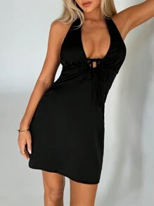 Aloruh Robe élégante noire courte évasée sans manches, style basique, col en V dans le dos, décolleté plongeant, en satin, style casual et fête pour femmes - Noir - Voir 7