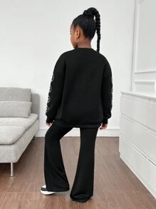 SHEIN Tween Girls Gothic Style Star & Text Graphic Print Thermal Lined Oversized Sweatshirt And Flare Pants Set
