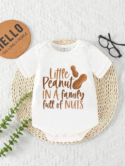 SHEIN Playful Pals Baby Boy Casual Stylish Cartoon Peanuts Ombre Foil Print Creative Funny Slogan Letter Decoration Short Sleeve Bodysuit
