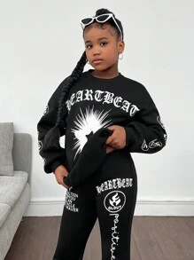 SHEIN Tween Girls Gothic Style Star & Text Graphic Print Thermal Lined Oversized Sweatshirt And Flare Pants Set