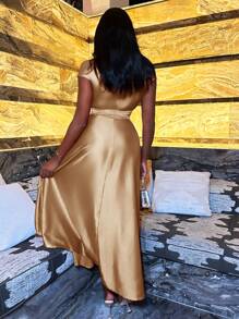 Slaydiva 情人节连衣裙音乐节日新年连衣裙交叉V领低胸约会优雅性感少女崇拜紧身舞会闪亮缎面粉色玫红色女装连衣裙茶会长袖女士性感半正式连衣裙