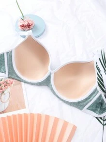 Plus Size Women Underwire Bra With Supportive Cup, Comfortable Breathable Design - Green - View 8