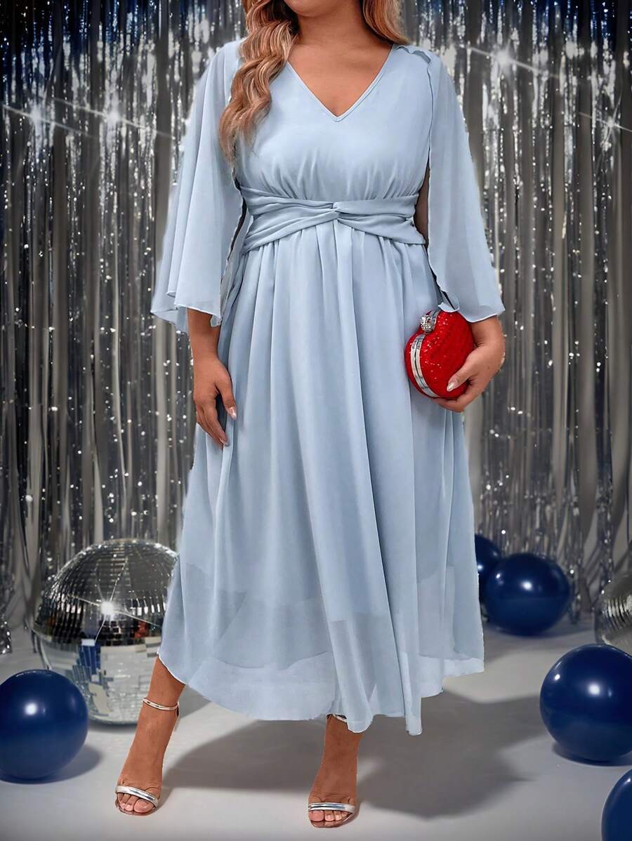 SHEIN Clasi Vestido simple con contraste de malla, cuello en V y fruncido, talla grande - Azul - Ver 1