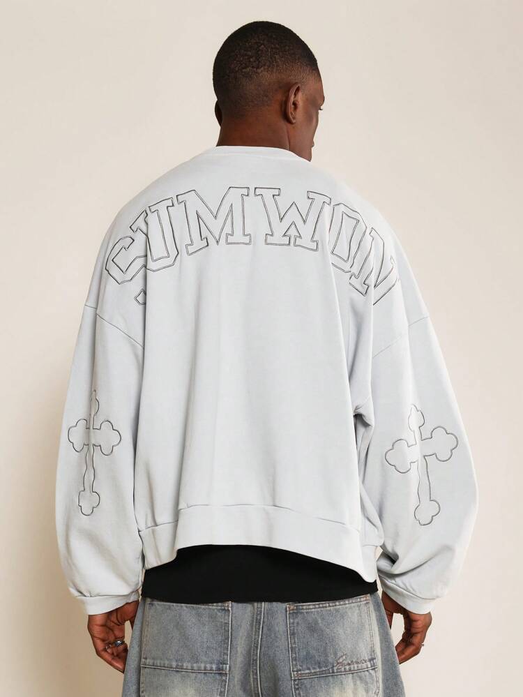 Felpa vintage con croce gotica da college