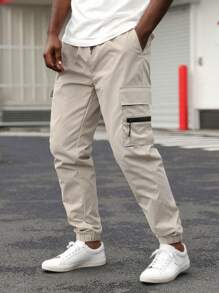 Manfinity Homme 男士休闲纯色抽绳工装裤，返校服装 - 淺灰色 - 查看 5
