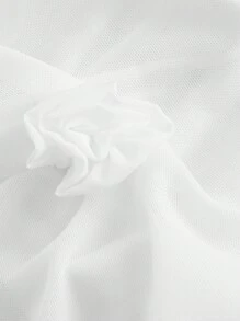 SHEIN MOD 女式不对称下摆花卉刺绣弹力网眼衬衫、秋季女装、女士派对装、立体花朵、休闲纯色船领喇叭袖褶皱腰百搭 T 恤、修身 T 恤、有袖上衣、 - 白色 - 查看 3