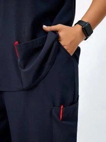 TaskEZ 女式加大码手术服上衣和裤子深蓝色宽松两件套，女式短袖 V 领护士 6 口袋制服手术服套装 - 藏蓝色 - 查看 4