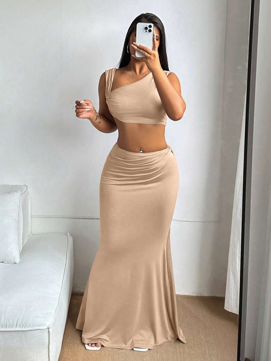VaVaBold 女士服装 Sumeer Clean Fits 纯色不对称领口短款上衣和美人鱼下摆短裙灰色设计感 2 件套 - 卡其色 - 查看 1