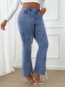 SHEIN Essnce Damen Große Größen Jeans mit Tasche, Auge-Band-Details und ausgestelltem Bein - Mittele Waschung - Übersicht 5