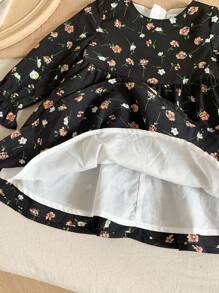 SHEIN Abito lungo a maniche lunghe con delicati motivi floreali carino per bambine, autunno/inverno