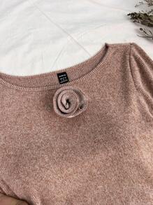 Soleia Vestido mini entallado con dobladillo asimétrico, manga de globo con volantes, decoración floral de punto de textura color caramelo, cordón lateral, uso de vacaciones, otoño