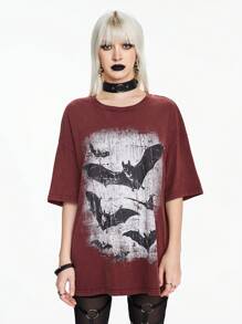 ROMWE Goth Áo thun nữ cổ tròn vai trễ vai cánh dơi in họa tiết hiệu ứng cổ điển giặt tuyết mùa hè - Gỗ đỏ - Xem 6